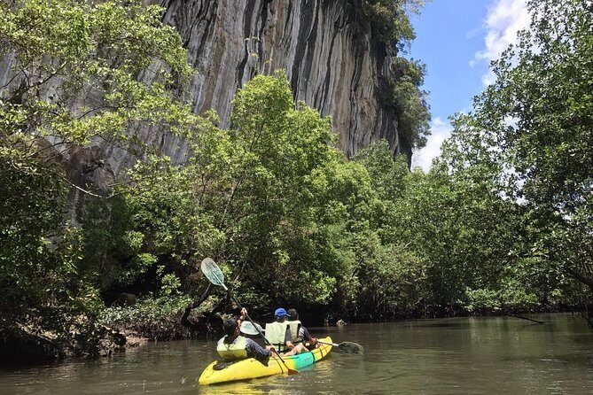 Early bird kayak adventure at AO Thalane - The guide makes or breaks it: why Lek gets singled out