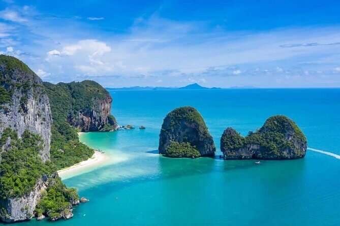 Early bird Phi Phi islands and 4 Islands by Speedboat Tour - Loh Samah Bay, Viking Cave, and Monkey Beach: fun, but watch the tides