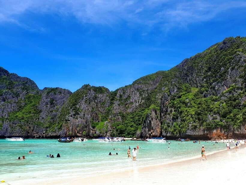 From Phi Phi: Half Day Longtail Boat Tour to Maya Bay - Group Size, Guides, and the Feel of the Day