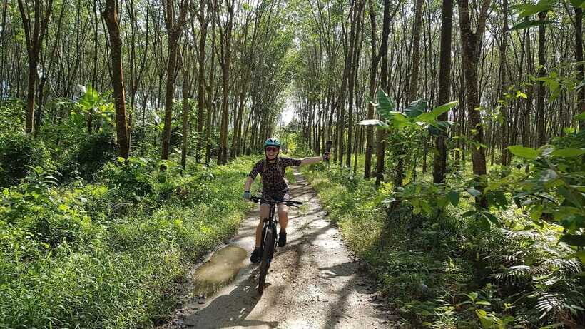 Krabi: Eco-Cycling Tour with Nature, Culture, and Fun - Coastline Stops on the Andaman Sea Side