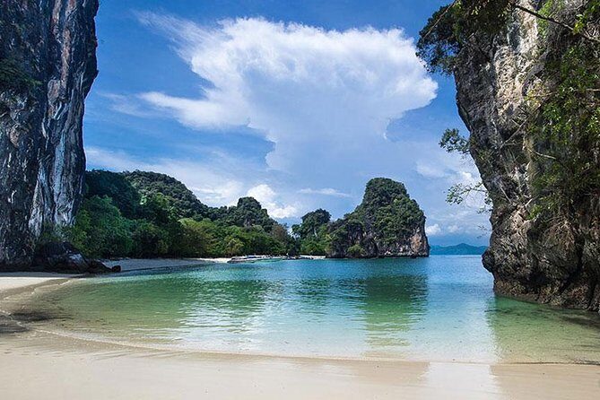 One-Day Tour at Hong Islands by Speedboat from Krabi - Why Hong Islands by speedboat is a great use of one day