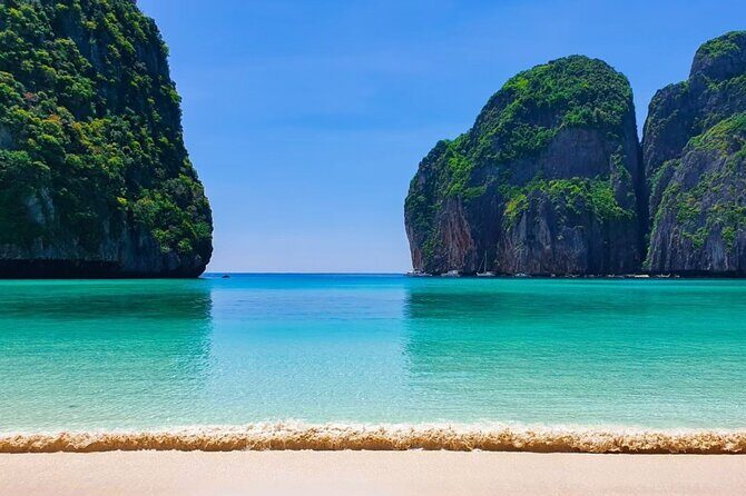 Phi Phi Islands Speedboat Tour Adventure from Krabi - The Speedboat Ride to Phi Phi Islands: Fast, Fun, and Not Always Dry