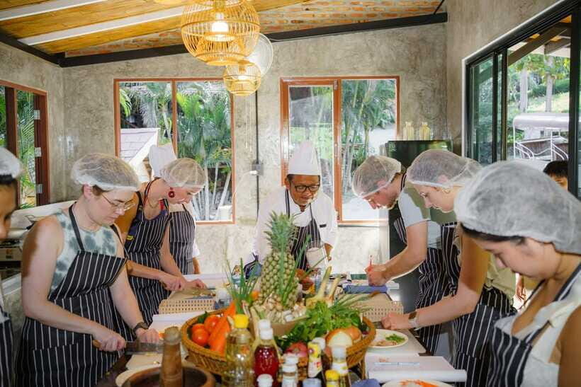 Railay: Hands-On Thai Cooking Class at Railay Beach - Group Size and Personal Attention: Why It Matters